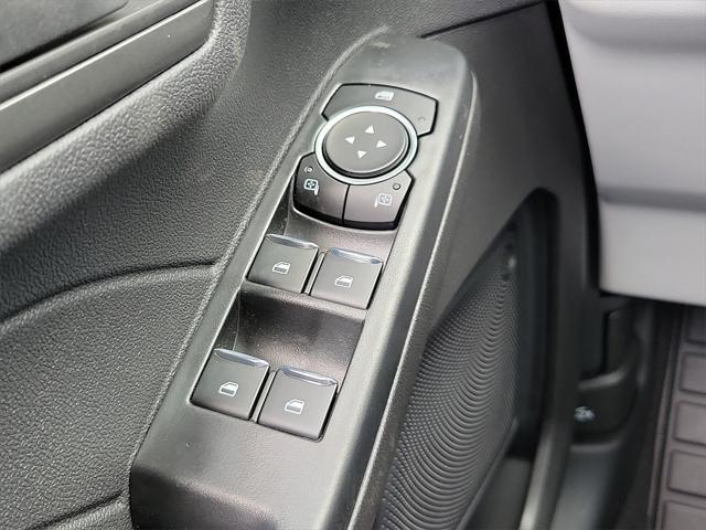 new 2025 Ford Escape car, priced at $30,015