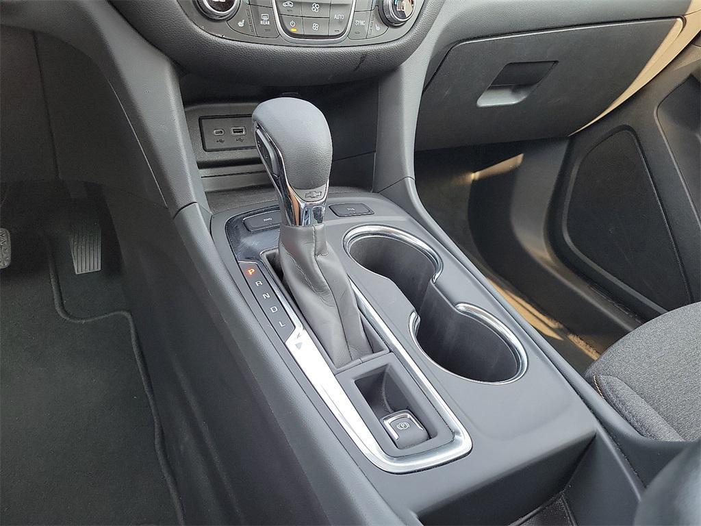 used 2024 Chevrolet Equinox car, priced at $21,440