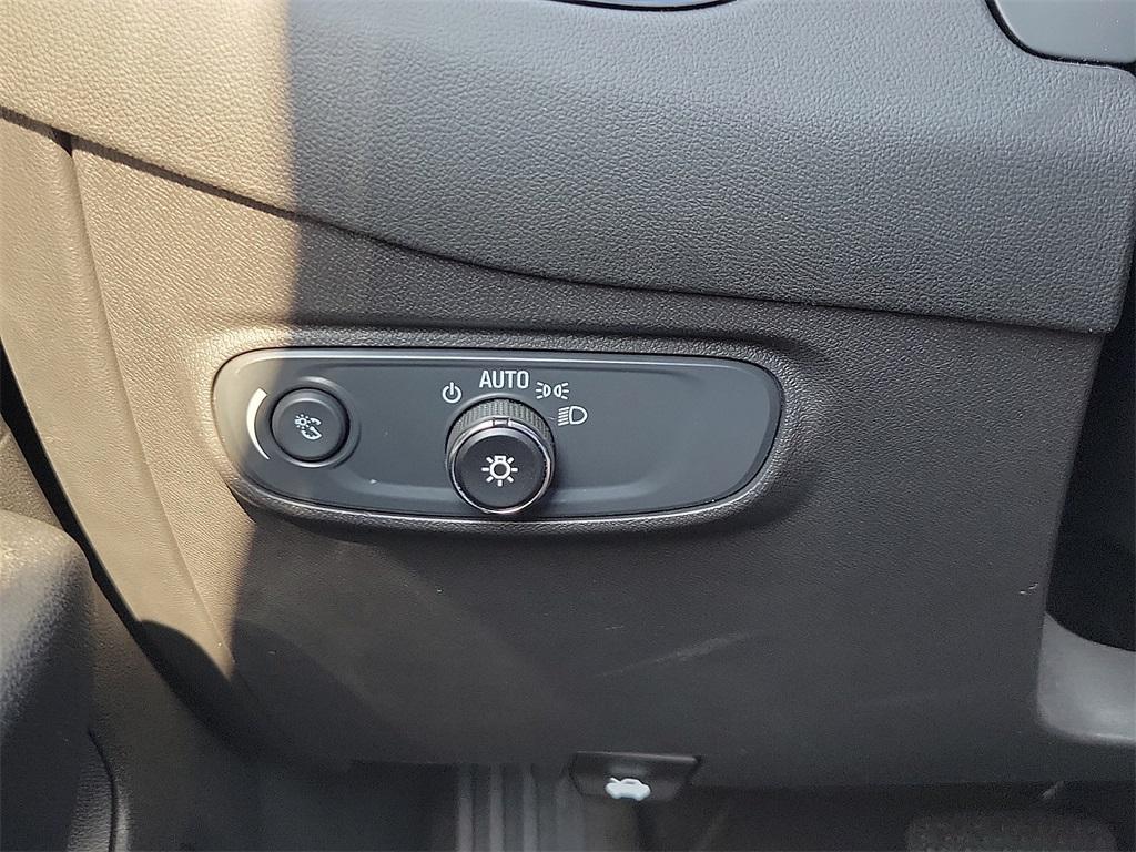 used 2024 Chevrolet Equinox car, priced at $21,440