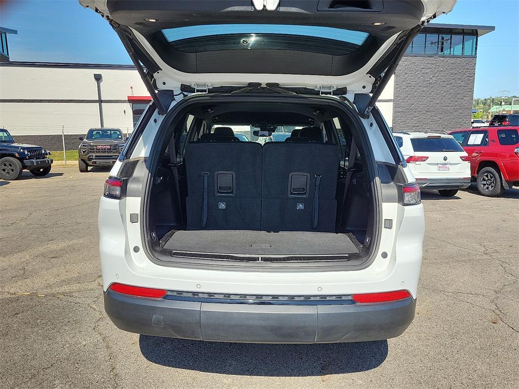 used 2023 Jeep Grand Cherokee L car, priced at $30,217