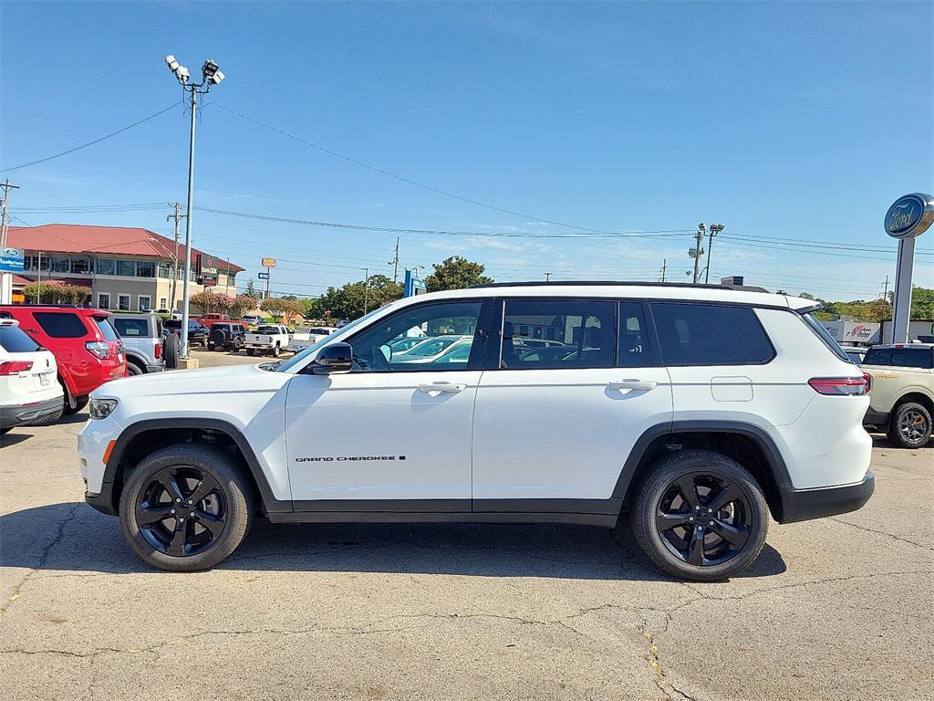 used 2023 Jeep Grand Cherokee L car, priced at $30,217