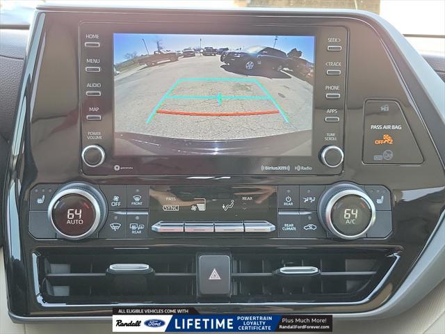 used 2020 Toyota Highlander car, priced at $28,750