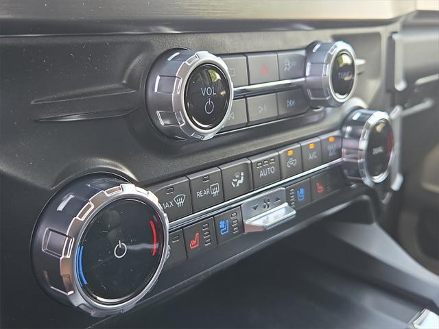 new 2025 Ford F-250 car, priced at $93,030