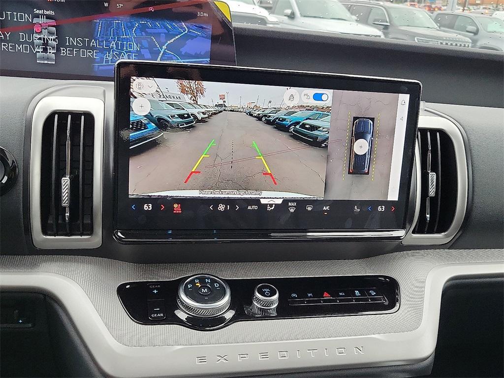 new 2025 Ford Expedition car, priced at $69,926