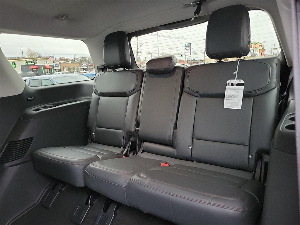 new 2025 Ford Expedition car, priced at $69,926