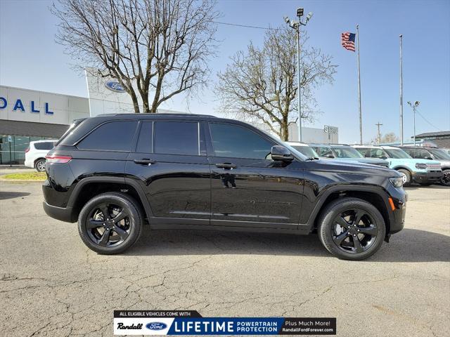 used 2024 Jeep Grand Cherokee car, priced at $37,855