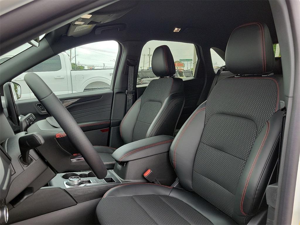 new 2025 Ford Escape car, priced at $29,042