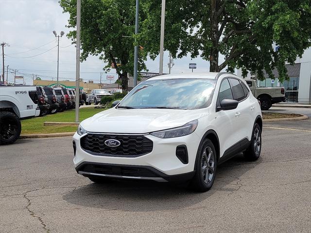 new 2025 Ford Escape car, priced at $31,452