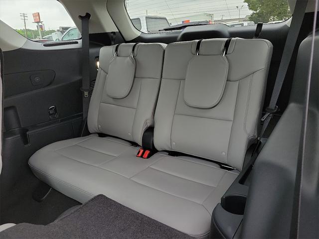 new 2025 Ford Explorer car, priced at $45,076