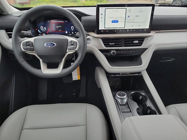new 2025 Ford Explorer car, priced at $45,076
