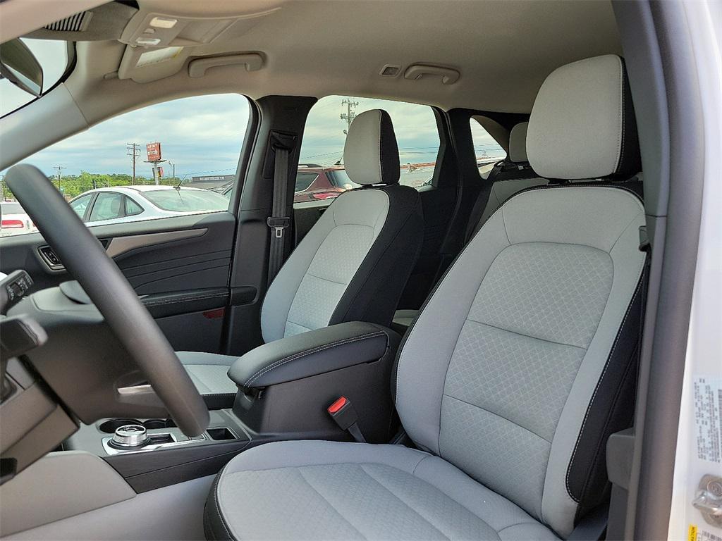 new 2025 Ford Escape car, priced at $25,511