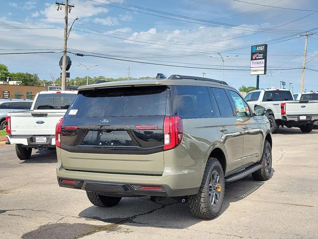 new 2025 Ford Expedition car, priced at $82,025