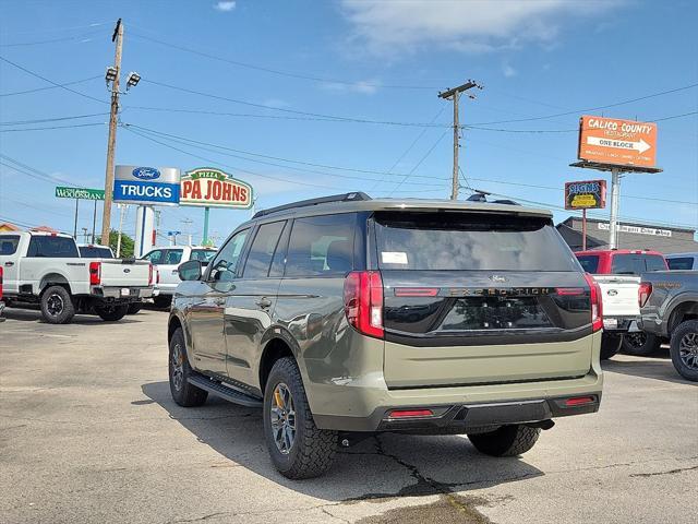 new 2025 Ford Expedition car, priced at $82,025