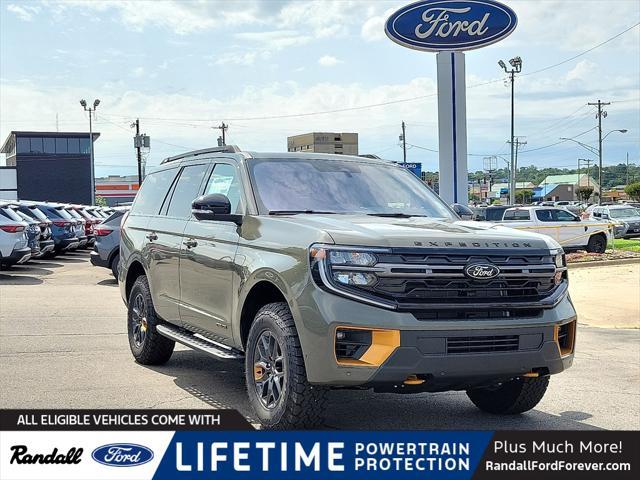 new 2025 Ford Expedition car, priced at $82,025