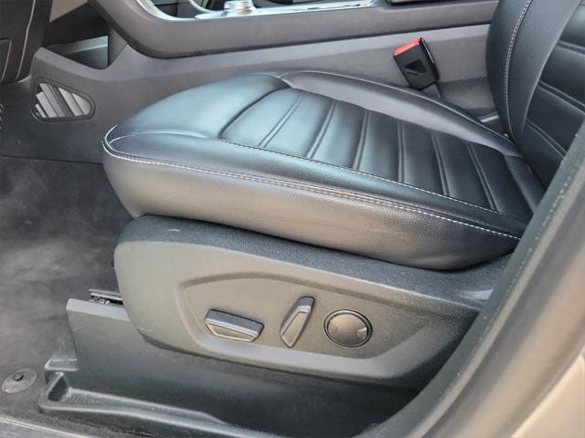 used 2022 Ford Edge car, priced at $22,914