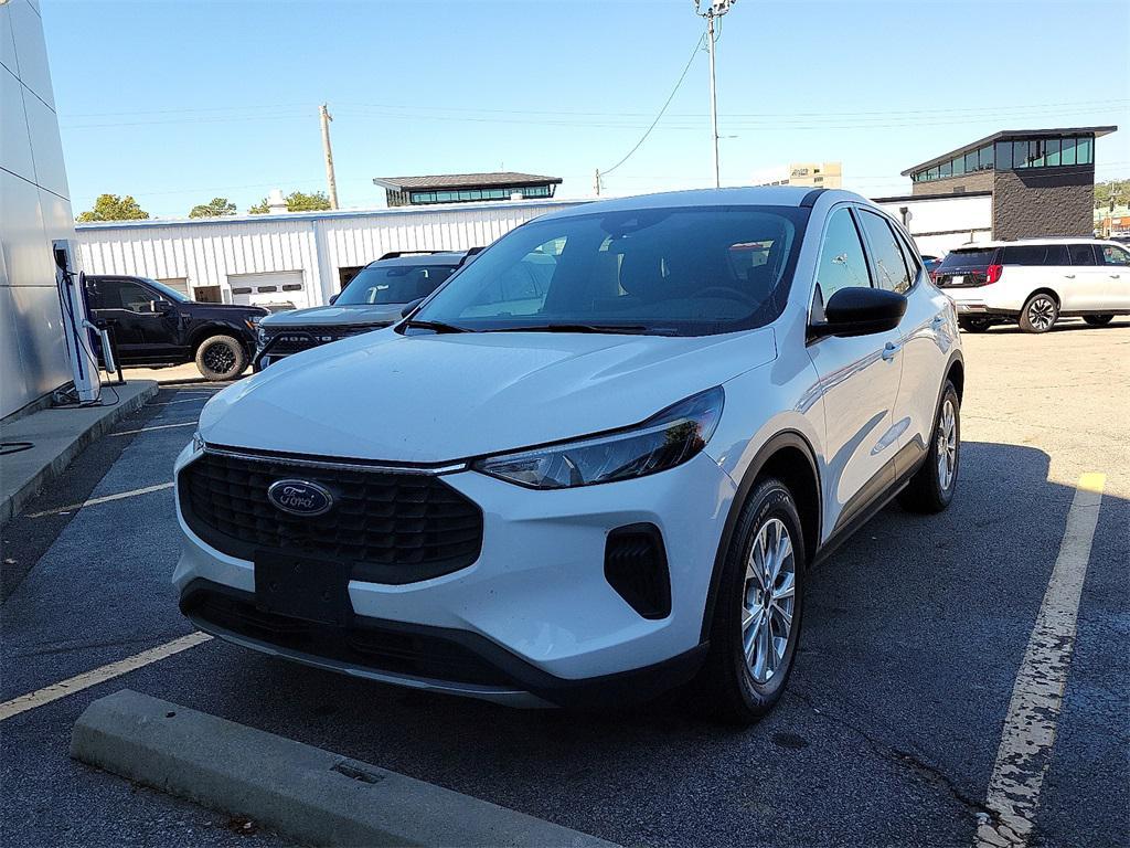 used 2023 Ford Escape car, priced at $23,112