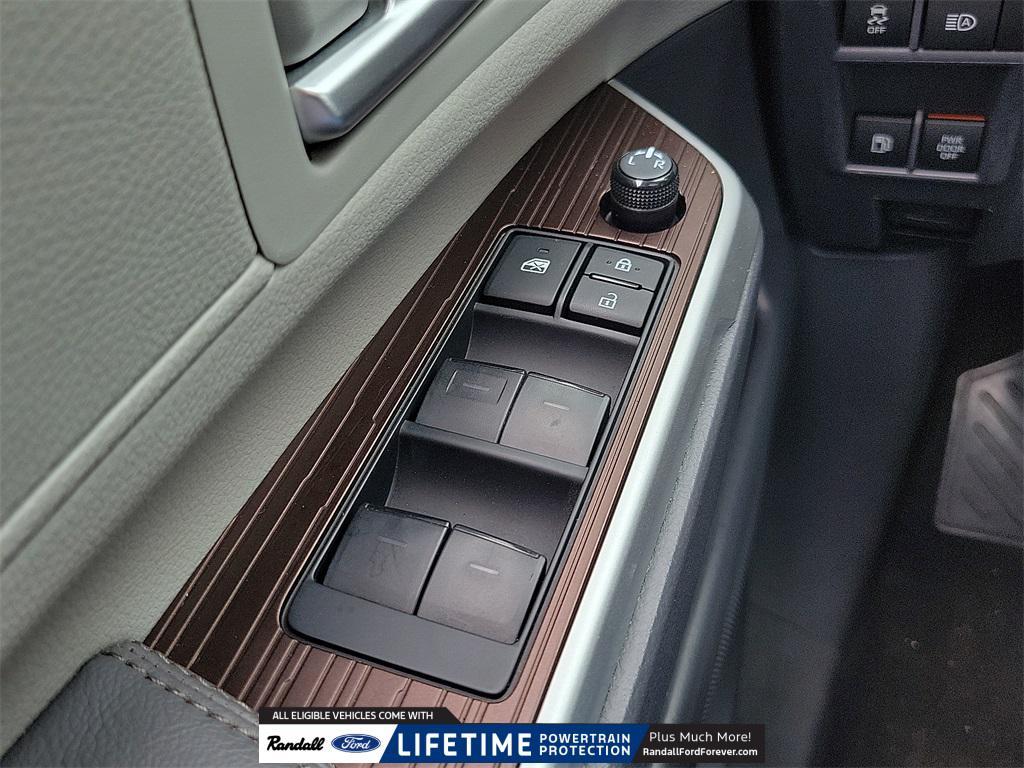 used 2024 Toyota Sienna car, priced at $39,407