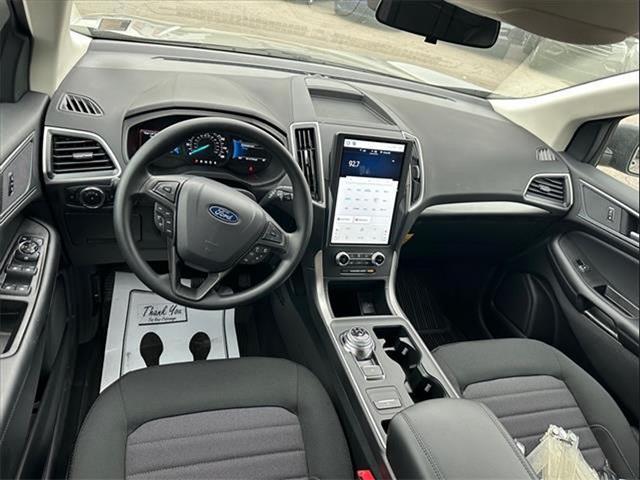 new 2024 Ford Edge car, priced at $37,564