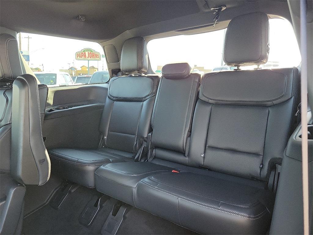 new 2025 Ford Expedition car, priced at $78,498