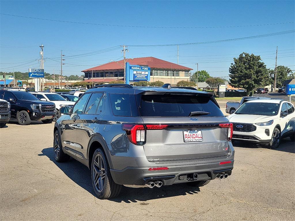 new 2025 Ford Explorer car, priced at $57,668