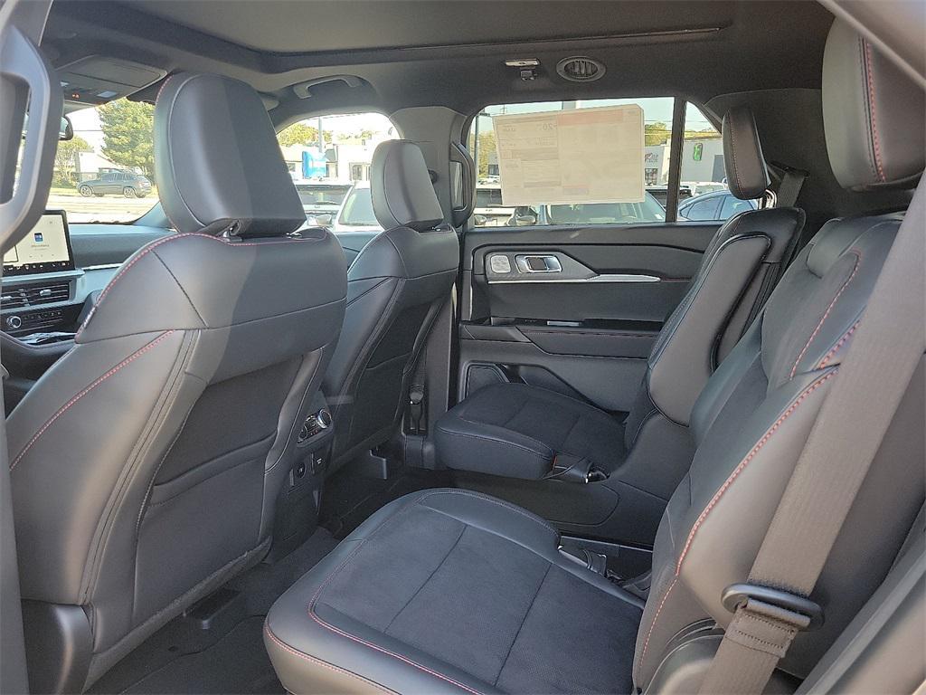 new 2025 Ford Explorer car, priced at $57,668