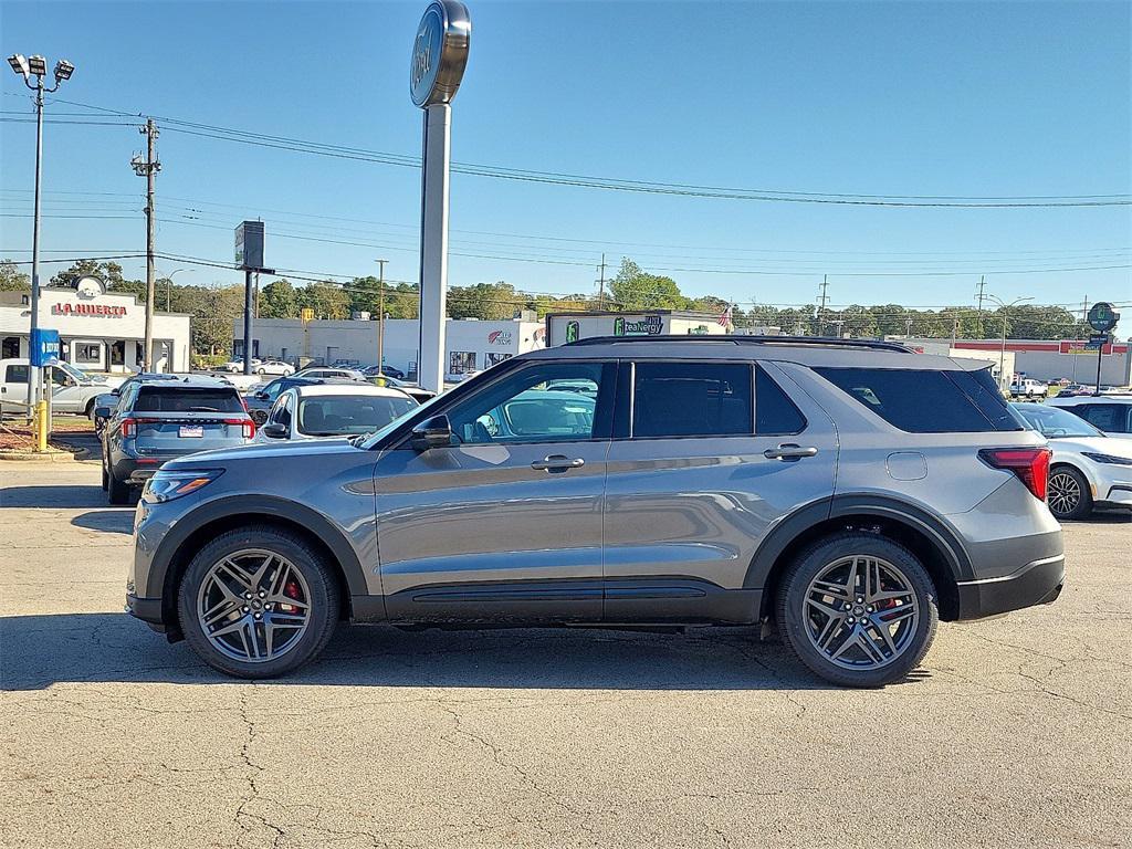 new 2025 Ford Explorer car, priced at $57,668