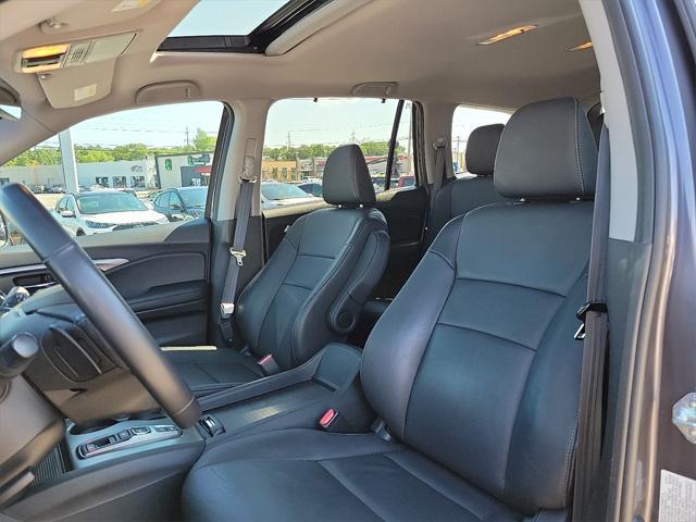 used 2021 Honda Pilot car, priced at $30,378