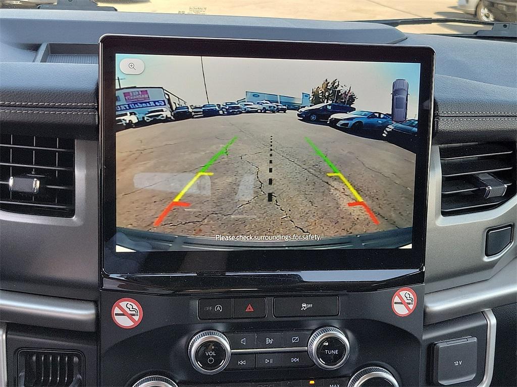 used 2024 Ford Expedition car, priced at $35,668