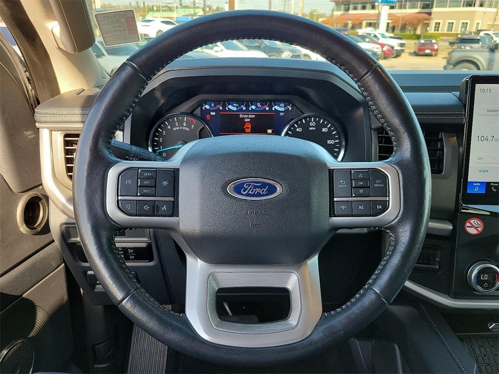 used 2024 Ford Expedition car, priced at $35,668