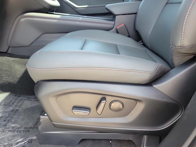 new 2025 Ford Explorer car, priced at $49,065