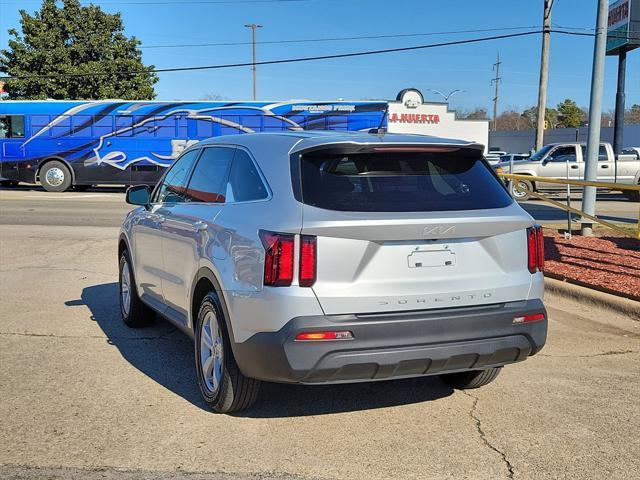 used 2022 Kia Sorento car, priced at $23,187