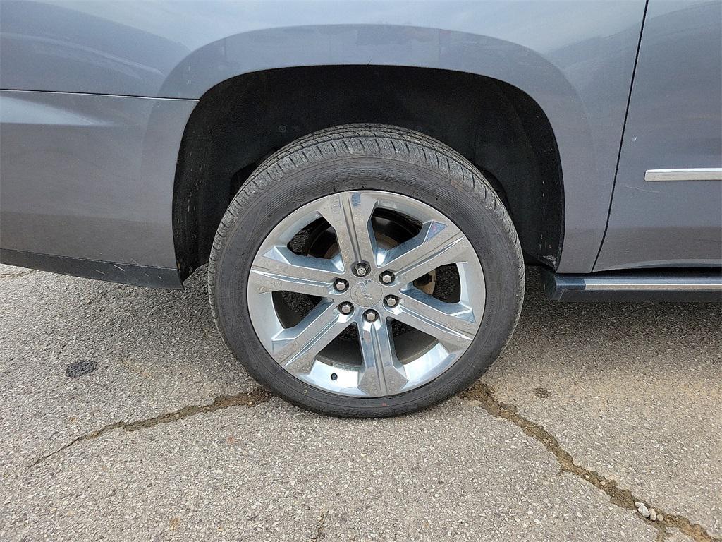 used 2019 GMC Yukon XL car, priced at $34,562