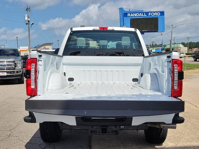 new 2025 Ford F-250 car, priced at $68,530