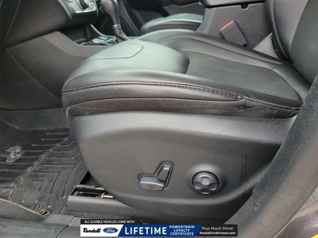 used 2019 Jeep Cherokee car, priced at $14,252