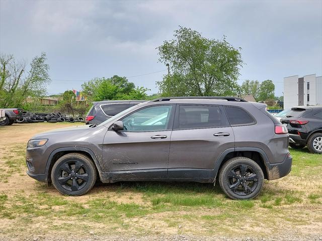 used 2019 Jeep Cherokee car, priced at $14,252
