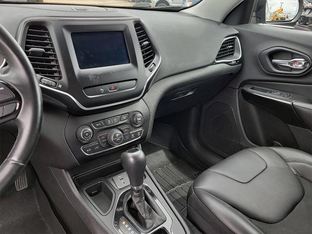 used 2019 Jeep Cherokee car, priced at $14,252