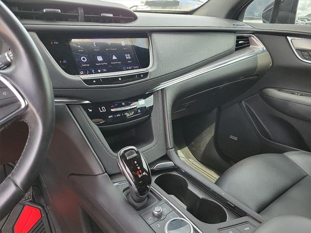 used 2020 Cadillac XT5 car, priced at $27,318