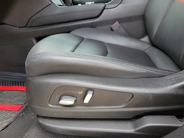 used 2020 Cadillac XT5 car, priced at $27,318