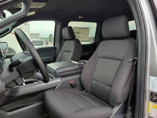new 2025 Ford F-150 car, priced at $52,674