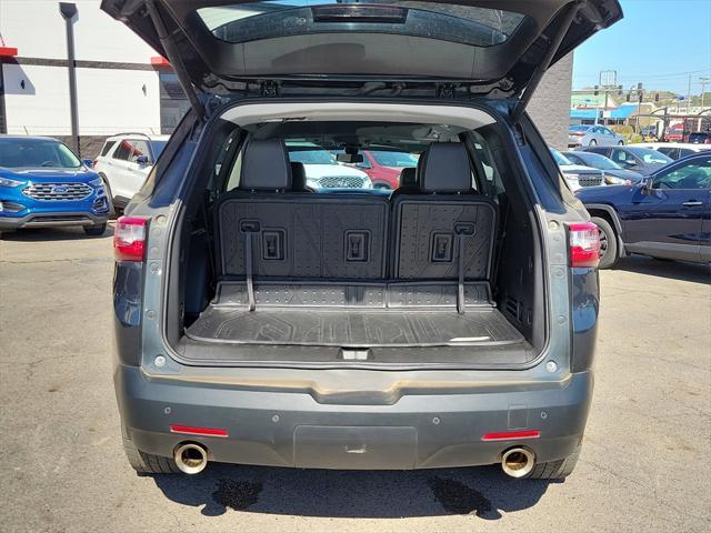 used 2021 Chevrolet Traverse car, priced at $28,037