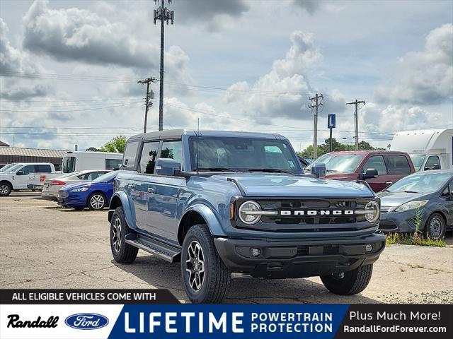 new 2025 Ford Bronco car, priced at $51,438