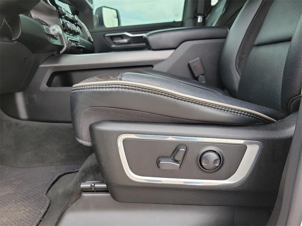 used 2023 Ram 1500 car, priced at $44,055