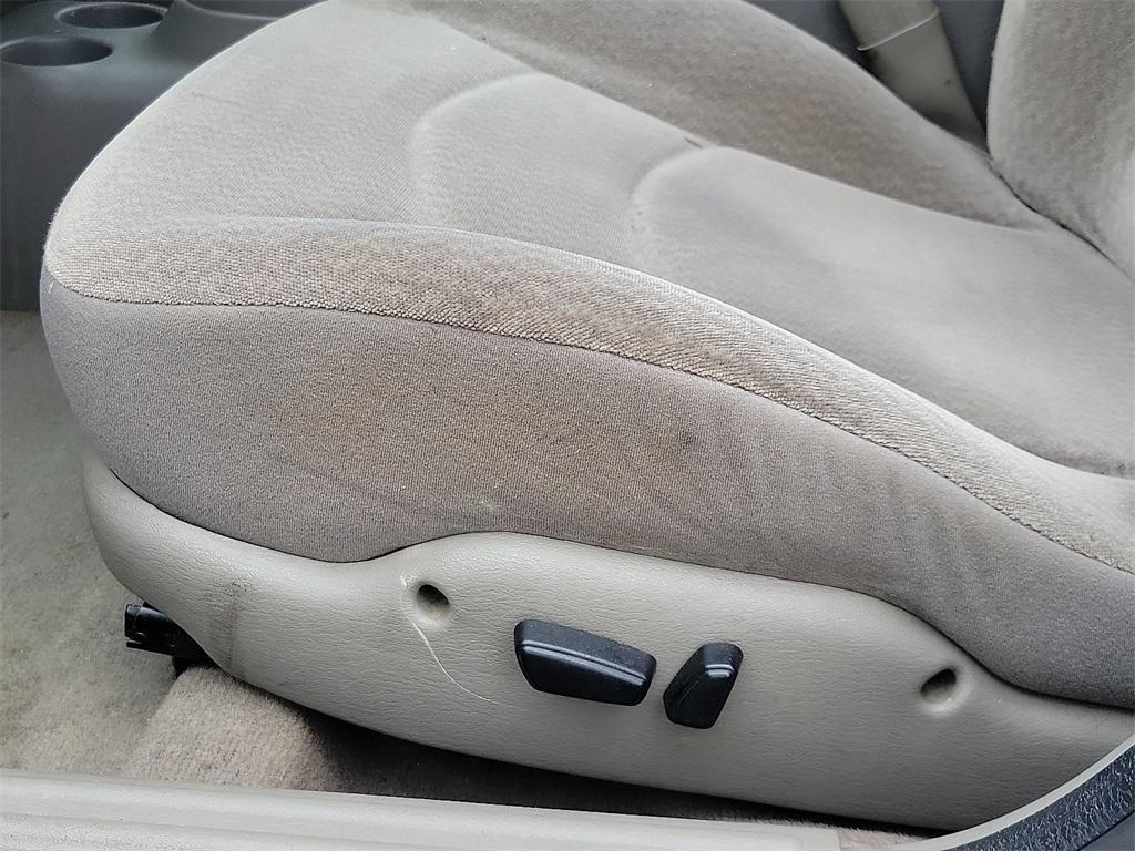 used 2003 Dodge Stratus car