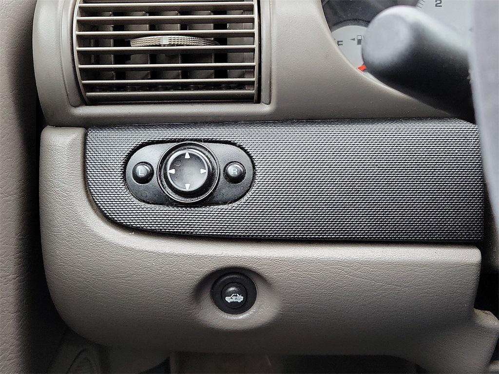 used 2003 Dodge Stratus car