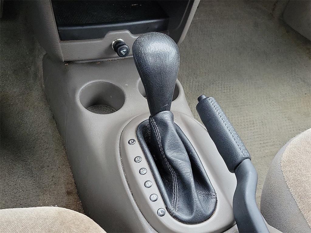 used 2003 Dodge Stratus car