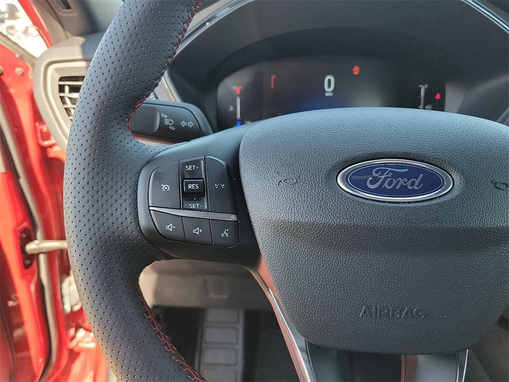 used 2025 Ford Escape car, priced at $29,423