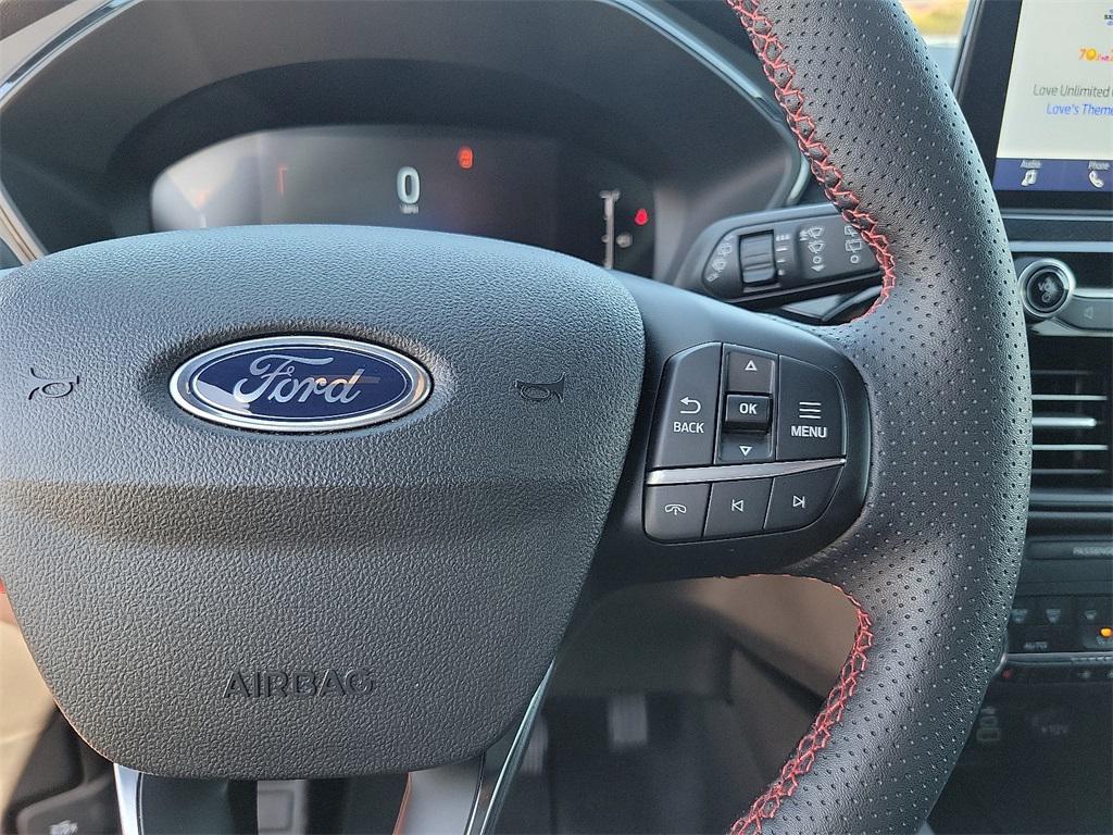 used 2025 Ford Escape car, priced at $29,423