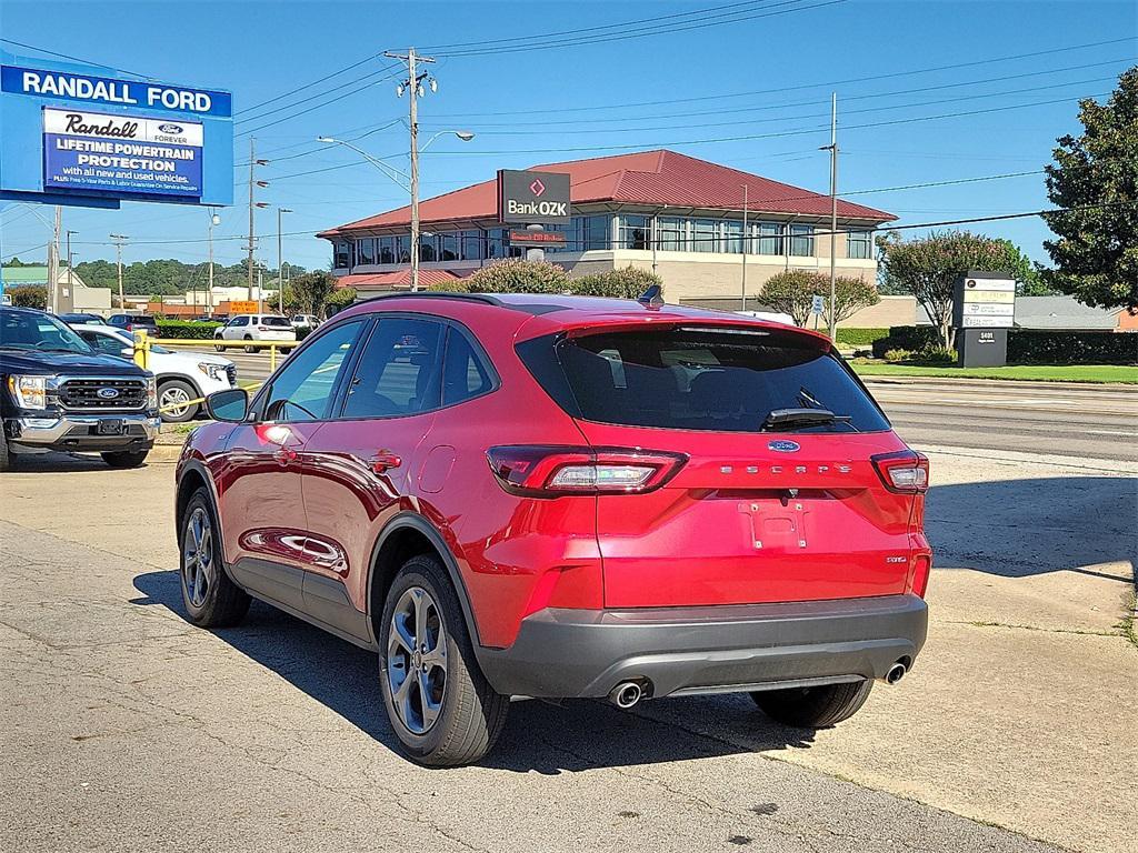 used 2025 Ford Escape car, priced at $29,423