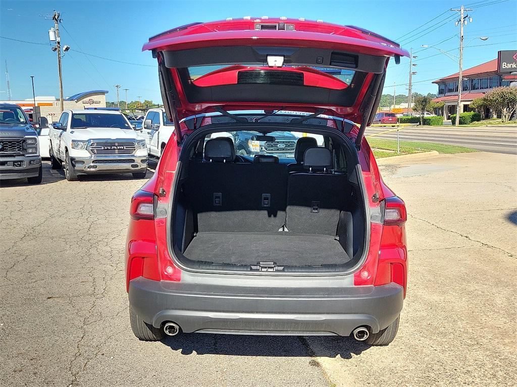 used 2025 Ford Escape car, priced at $29,423