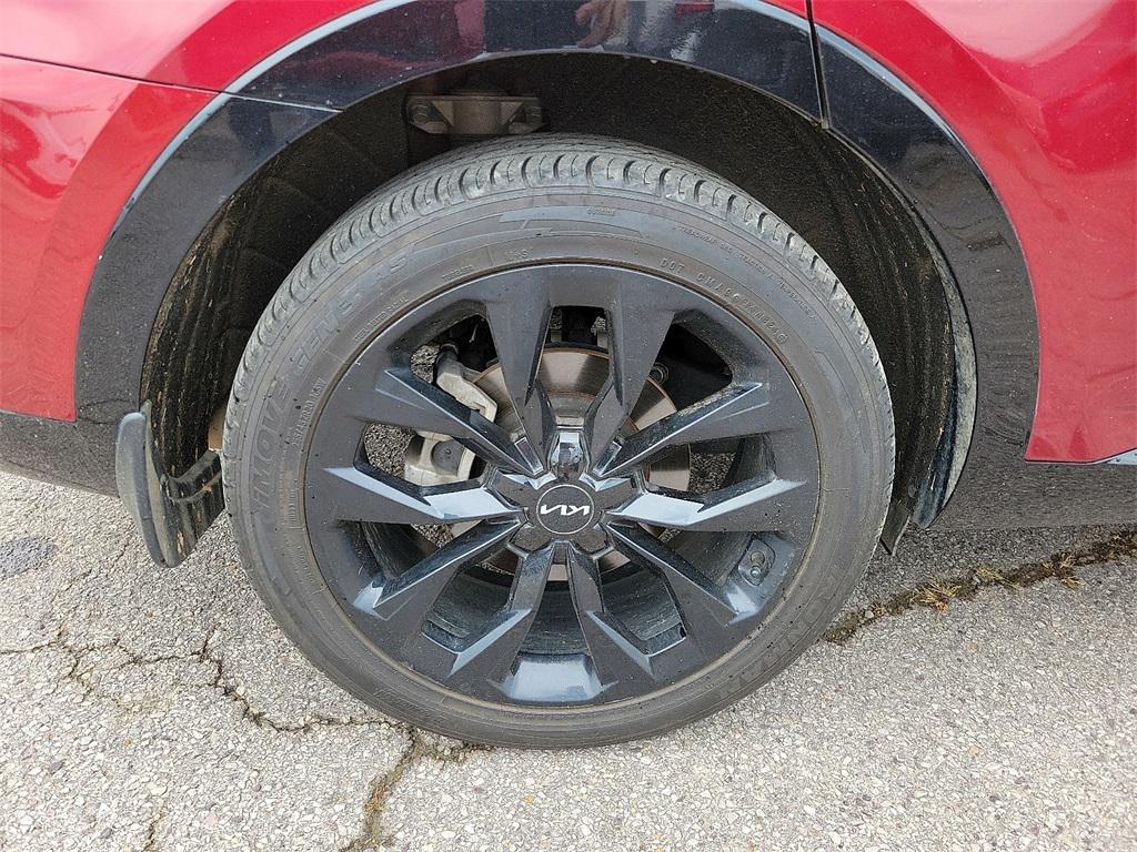 used 2023 Kia Sorento car, priced at $27,895